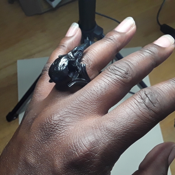 ONE OF A KIND handmade marble black crow skull ring size 10 - Picture 5 of 10
